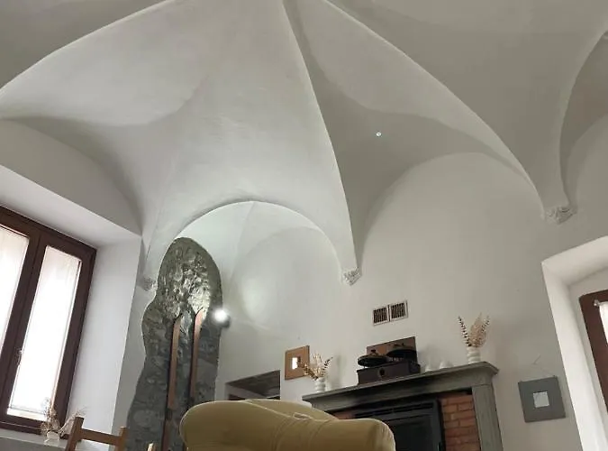 Ca Del Mecolo Di Castiglione dʼIntelvi