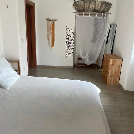 Ca Del Mecolo Di * Castiglione dʼIntelvi